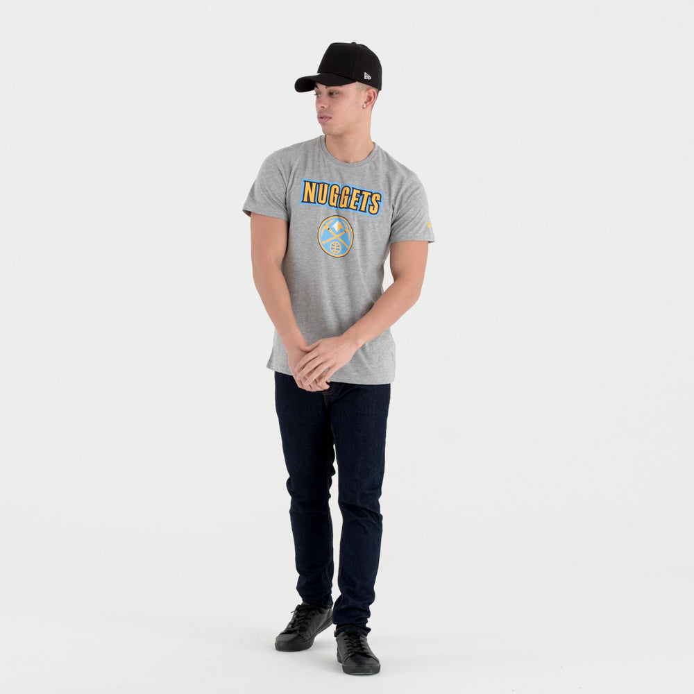 T-shirt grigia con logo della squadra NBA dei Denver Nuggets