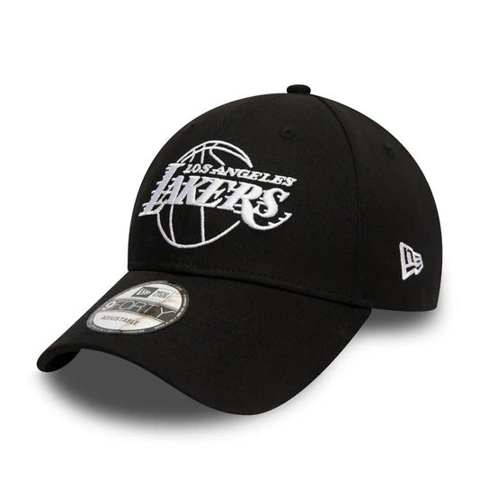 Cappellino 9FORTY Regolabile LA Lakers Essential Outline Nero