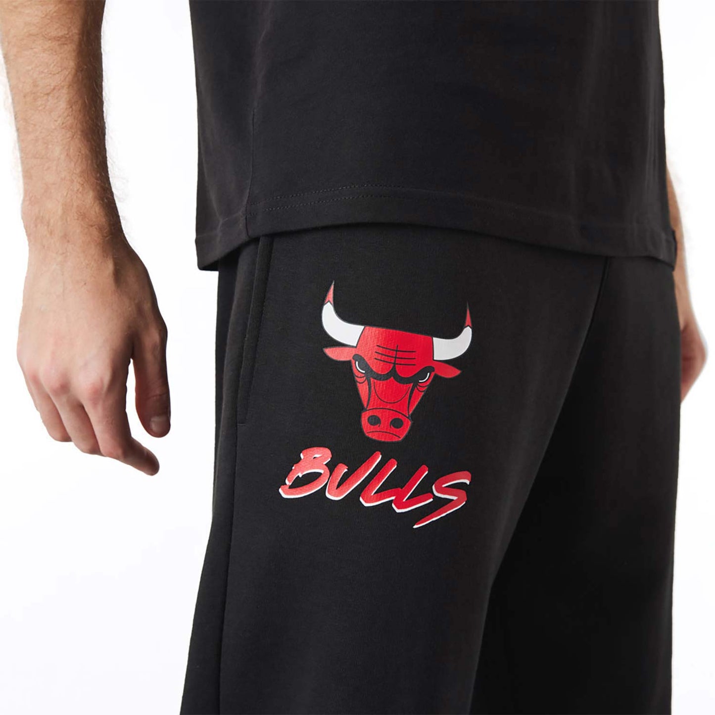 Pantaloni da jogging neri con scritta NBA dei Chicago Bulls