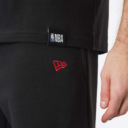 Pantaloni da jogging neri con scritta NBA dei Chicago Bulls