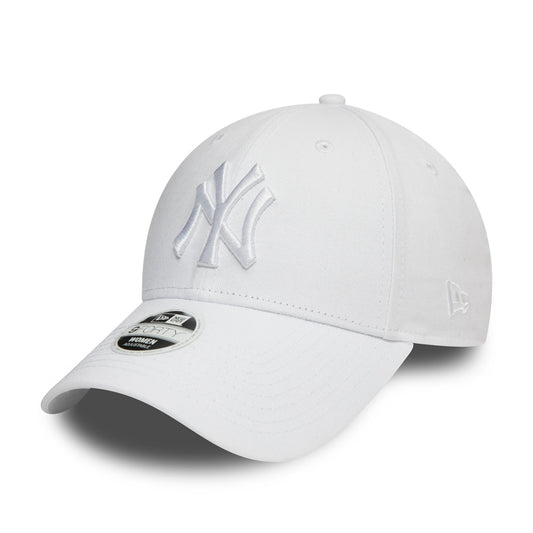 Cappellino 9FORTY Regolabile Essential New York Yankees donna bianco