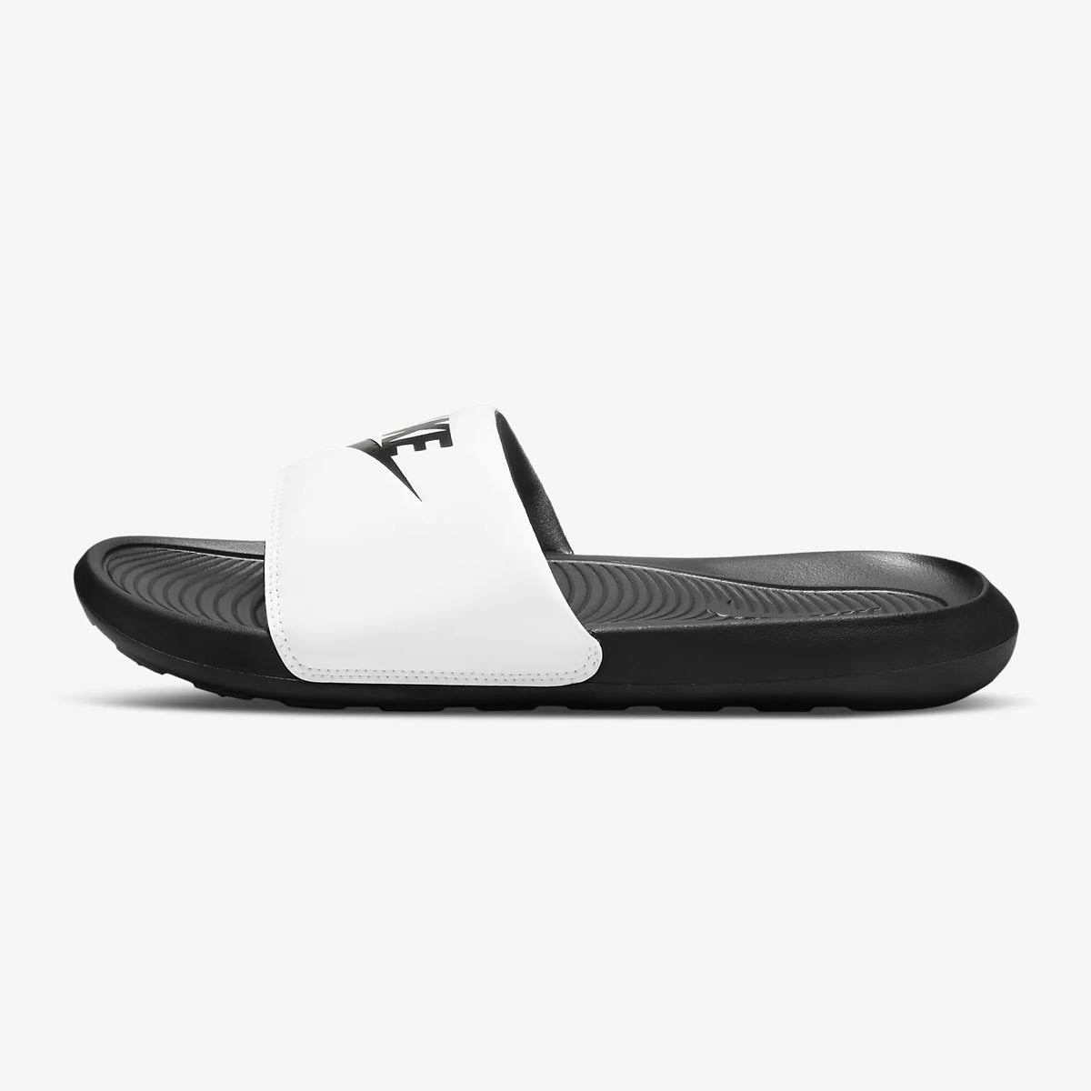 CIabatta Nike Victori One Black White Black