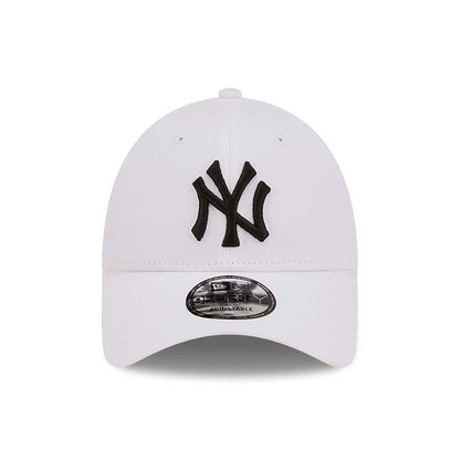 Cappellino 9FORTY A-Frame Trucker New York Yankees Home Field Bianco