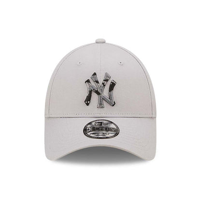 Cappellino 9FORTY Regolabile New York Yankees Seasonal Infill Bianco