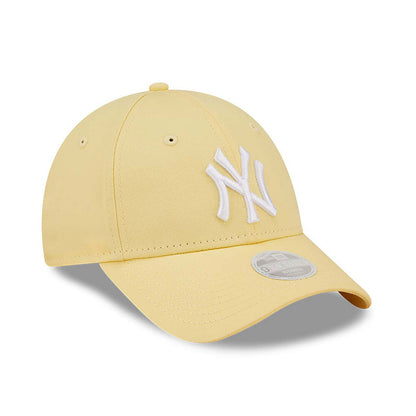 Cappellino 9FORTY Regolabile New York Yankees League Essential Donna Giallo